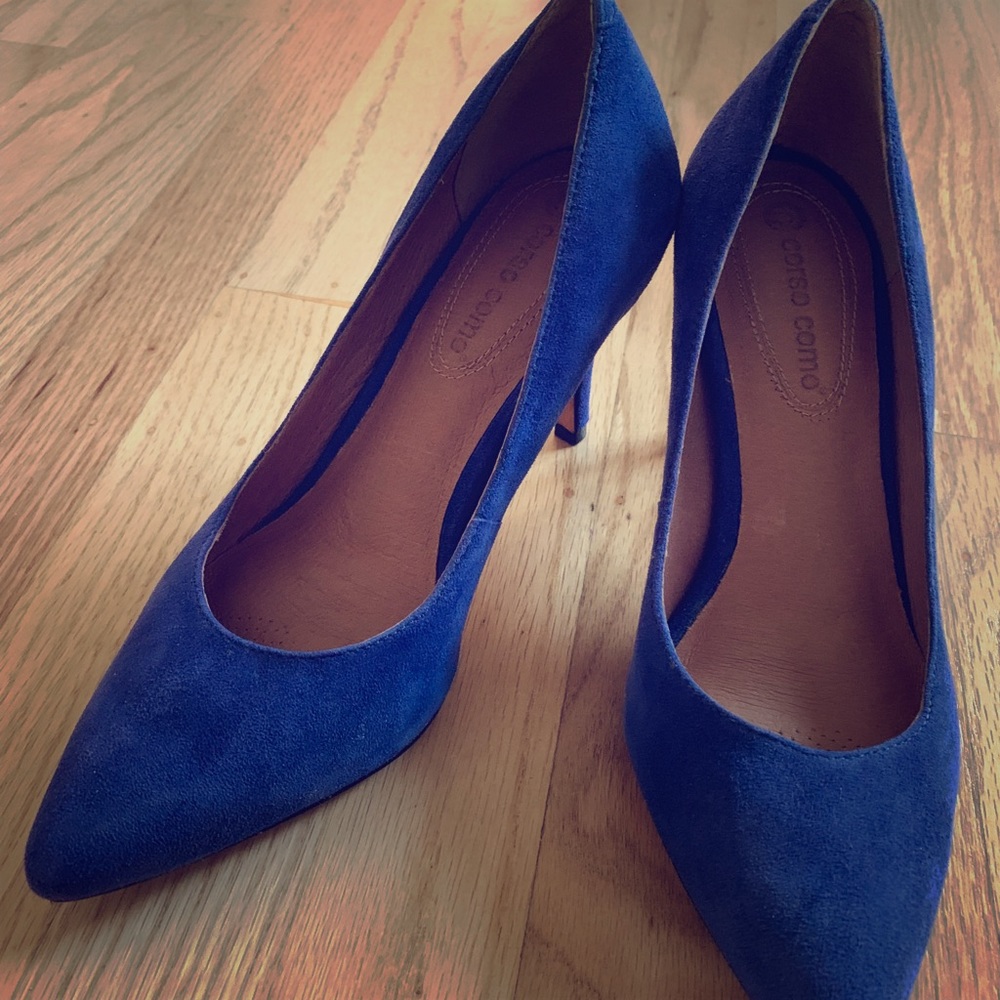 Pretty heels, very comfortable.